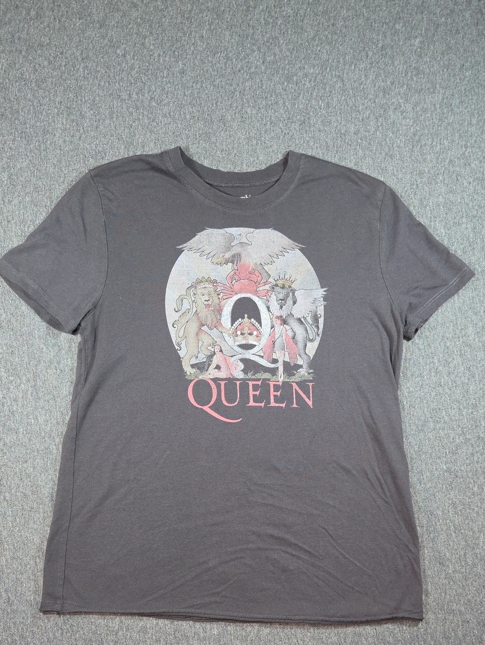 Abercrombie & Fitch Charcoal Gray Queen Graphic Tee